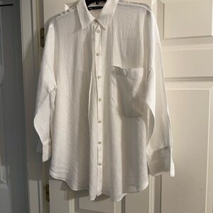 Zara Women’s 100% linen semi oversized blouse
